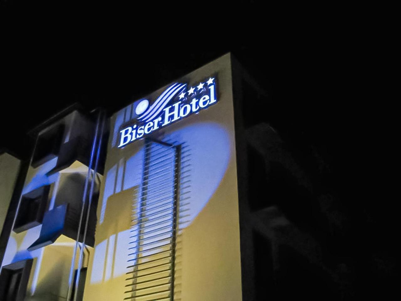 Biser Hotel Derventa Екстер'єр фото