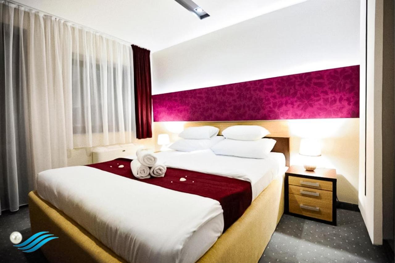 Biser Hotel Derventa Екстер'єр фото