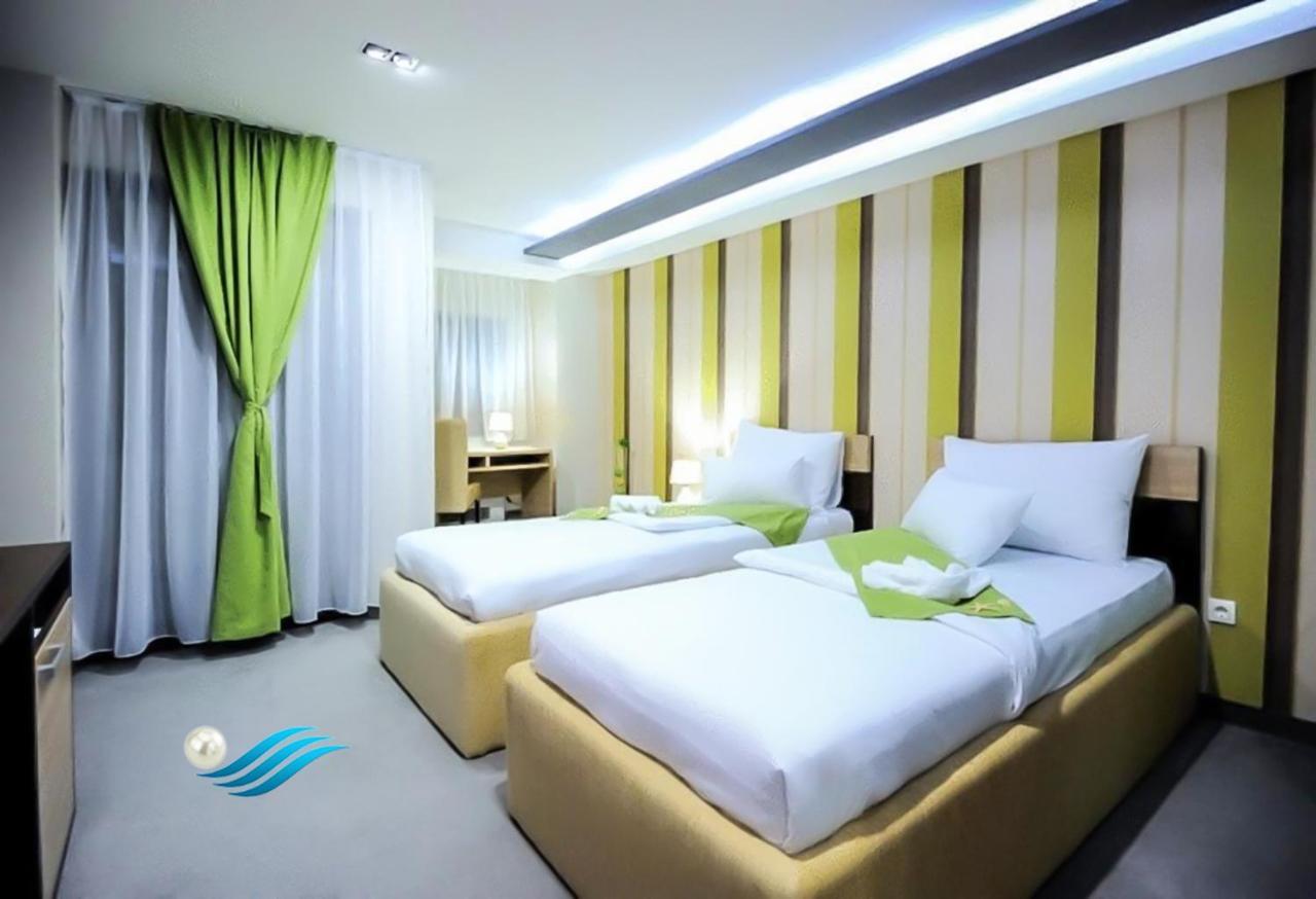 Biser Hotel Derventa Екстер'єр фото